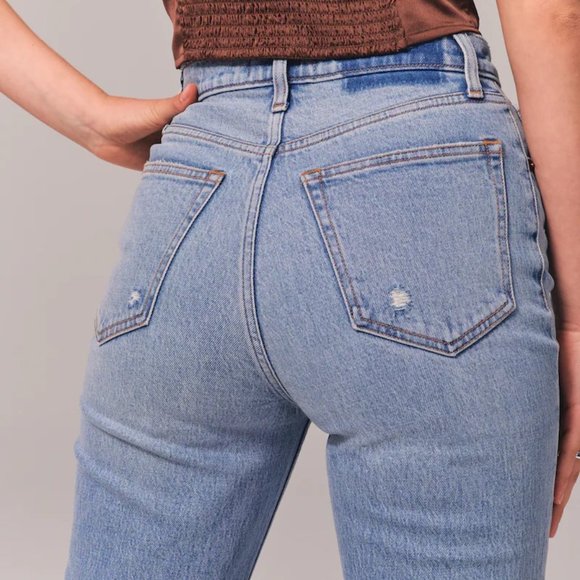 ABERCROMBIE Ultra High Rise 90s Straight Jean x Light Vent Hem Wash - size 26/S - Picture 7 of 13